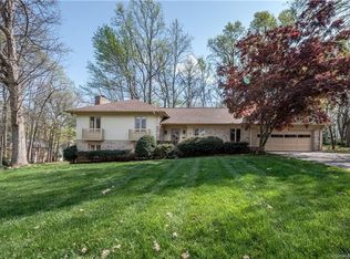 6842 Pleasant Dr, Charlotte, NC 28211