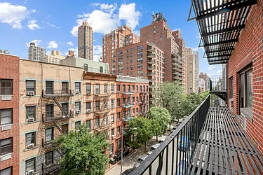 Rented by Cooper & Cooper Real Estate