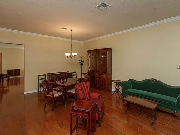 4th image of 3897 Corrine Dr