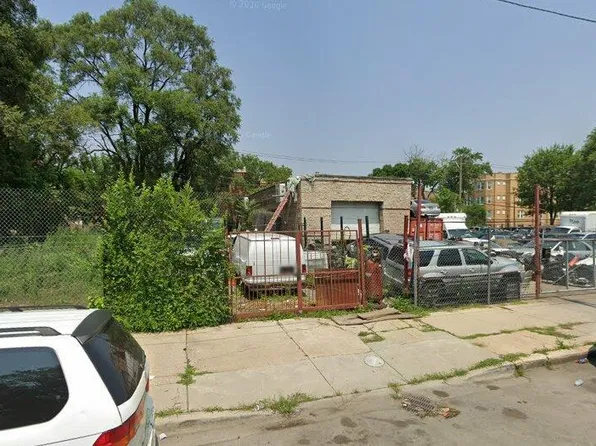 4044 W 16th St, Chicago, IL 60623