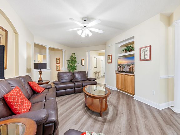 5th image of 6203 Catalina Dr. #826