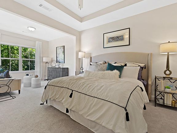 Main Bedroom with separate sitting area.