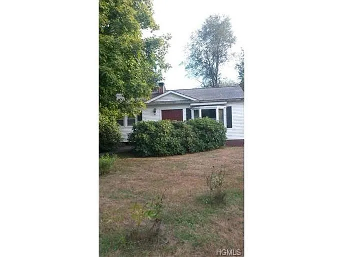 Front view - 19 Pine St