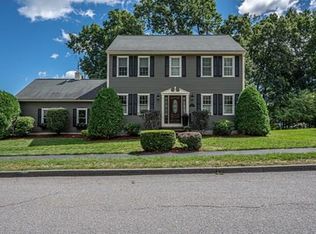 12 Eleanor Dr, Worcester, MA 01605