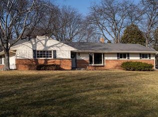 3435 Edge O Woods Dr, Brookfield, WI 53005