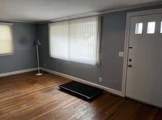 6 Salem Ave, Woburn, MA 01801