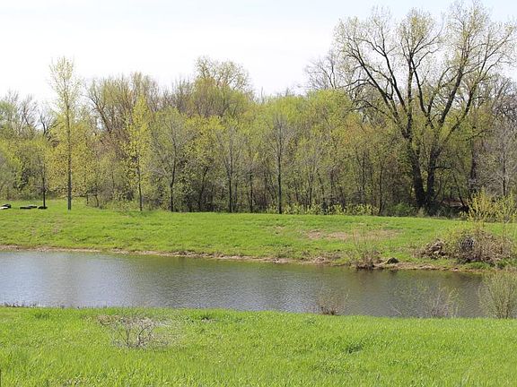 3rd image of 1711 River Shore Dr