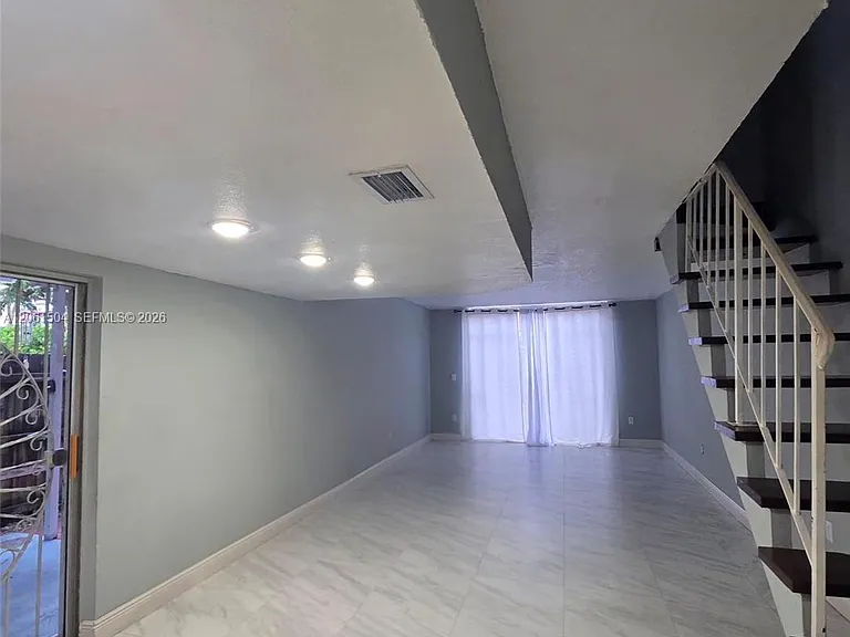 4241 W 10th Ln #7 — Photo 9