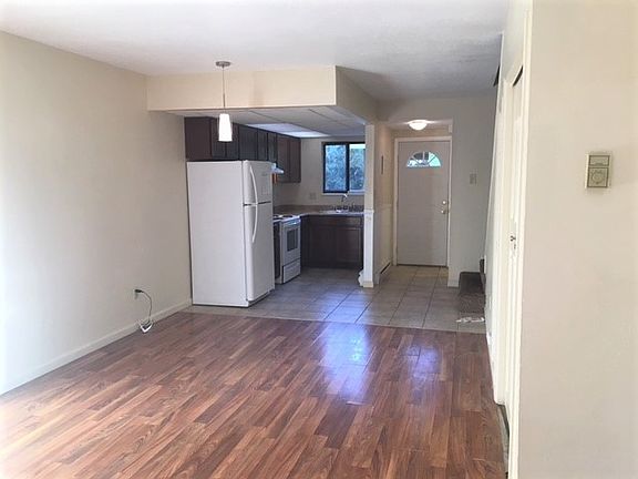 5th image of 220 Chapa Pl APT 1