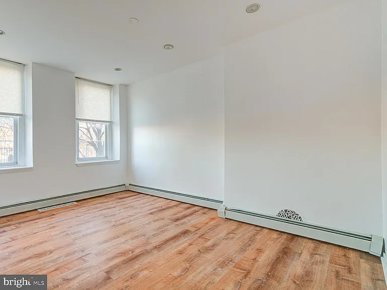 1304 E Columbia Ave #1 — Photo 3