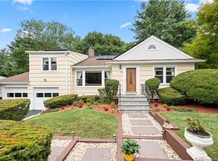 62 Fuller Rd, Briarcliff Manor, NY 10510