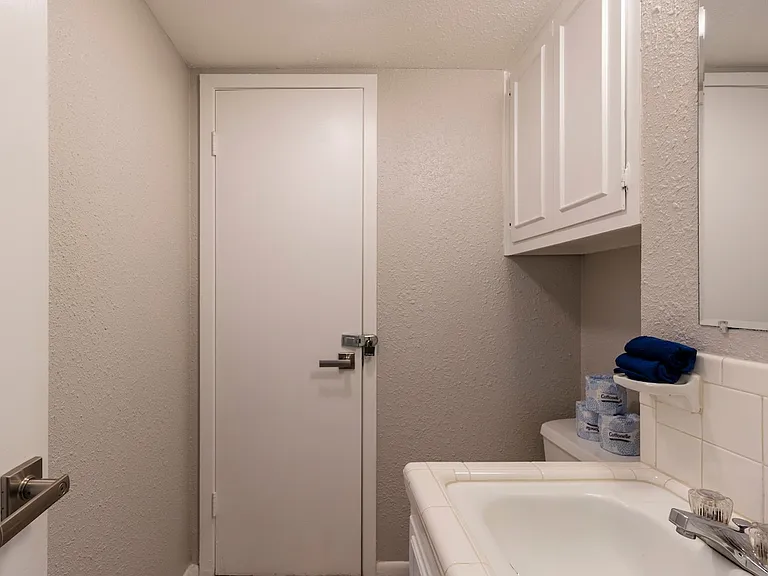 1711 Deerfield Dr — Photo 29