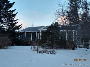 33 Mills Point Rd, Brooksville, ME 04617