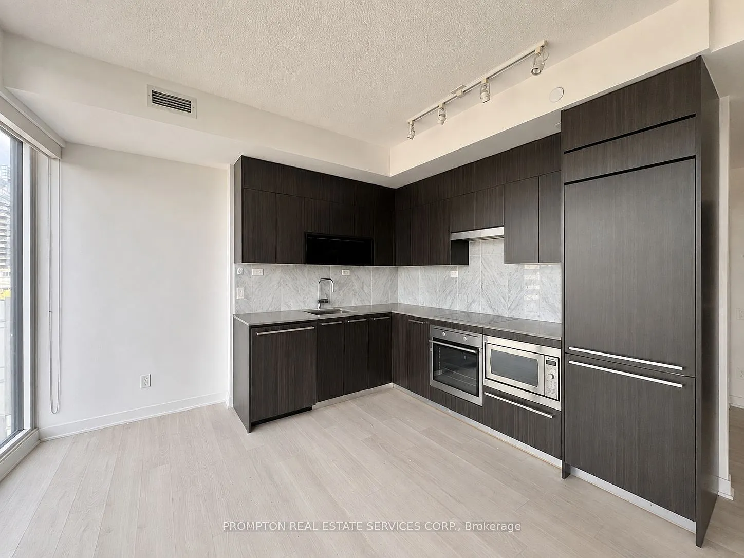 1 bed, $2,280 — Photo 4