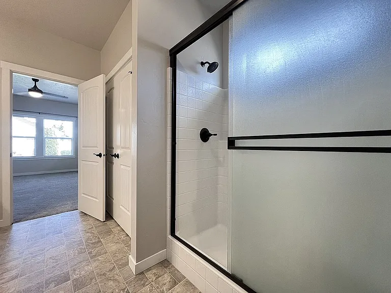 15136 N Fishing Creek Ave — Photo 38