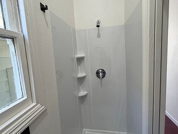 5th image of 1401-1409 Ceres St #1407