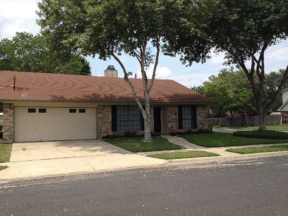 2nd image of 114 Cromwell Dr