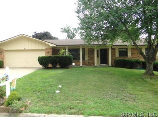 6304 Heritage Station Rd, Belleville, IL 62223