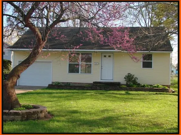 22 Grim Dr, Kirksville, MO 63501