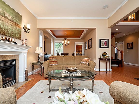 5th image of 23835 132nd Ave