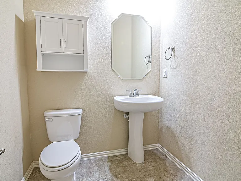 6715 Hall Of Fame Blvd — Photo 10