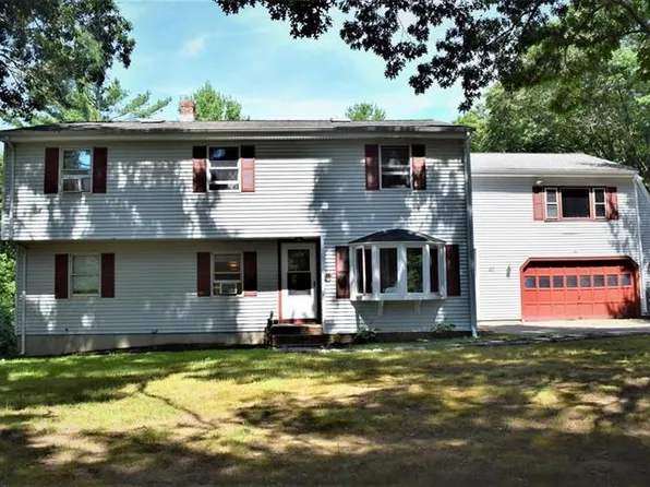 57 Brandeis Cir, Halifax, MA 02338