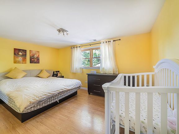 2nd image of 14415 Highland Ave