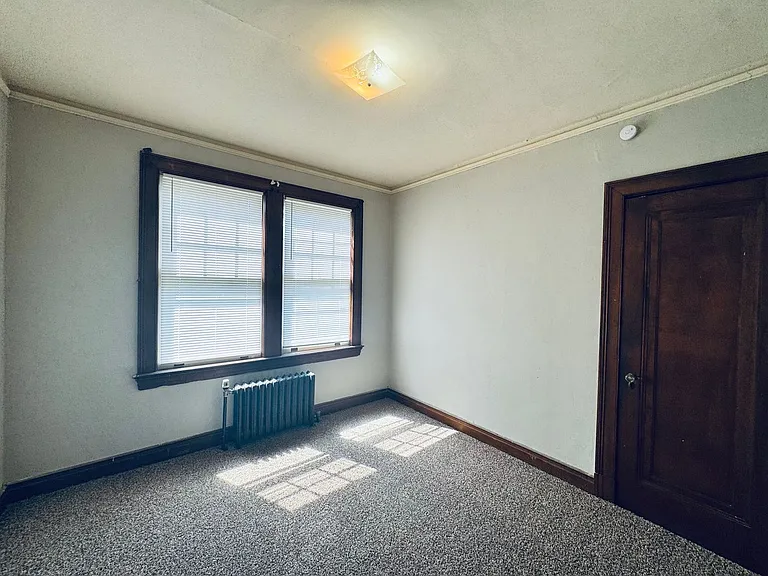 3526 Fort Ave — Photo 8