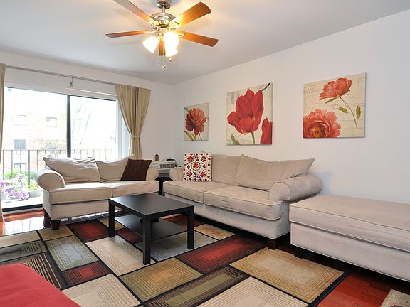 5th image of 115 Dehaven Dr APT 308