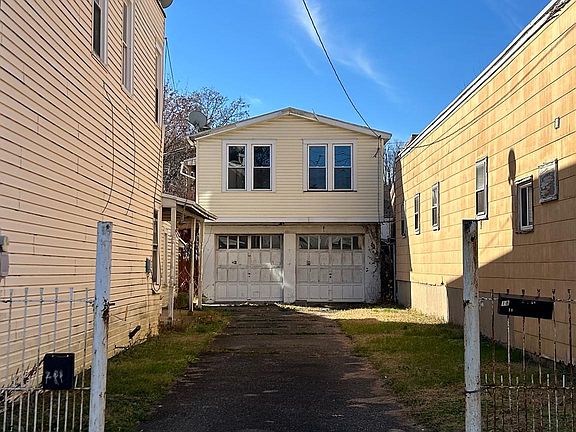 3rd image of 20 S 2nd St