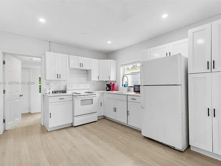 1408 N 23rd St — Photo 12