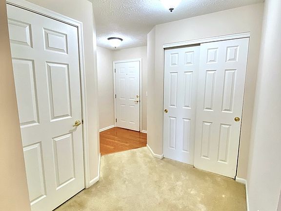 4th image of 5485 Michelles Oak Ct Unit J