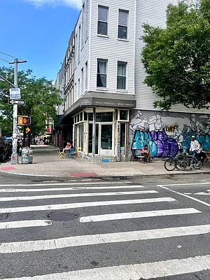 Rented by Nooklyn NYC LLC | media 20