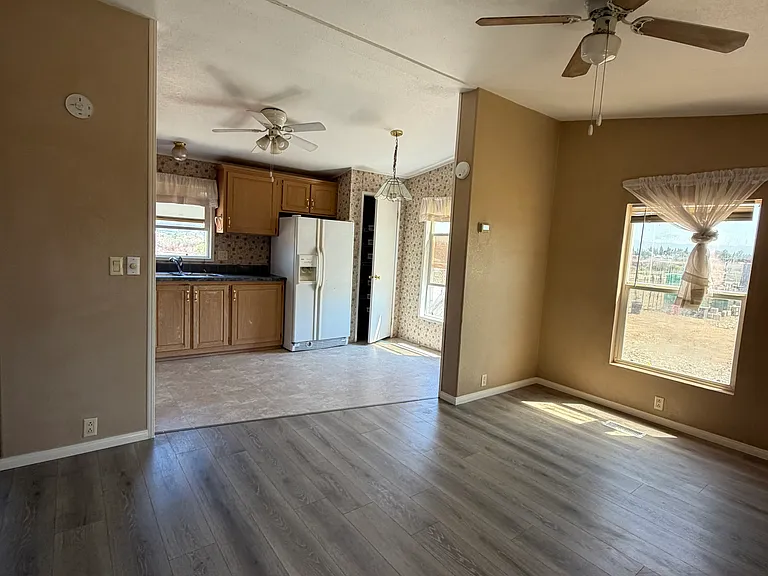 8500 Lakeview Ave #2 — Photo 2