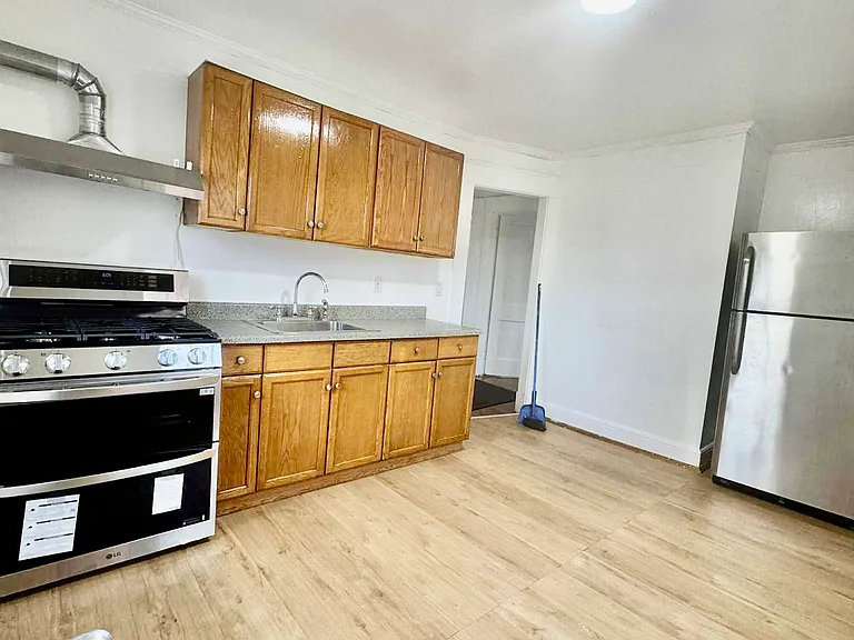 547 Cove Rd #2 — Photo 9