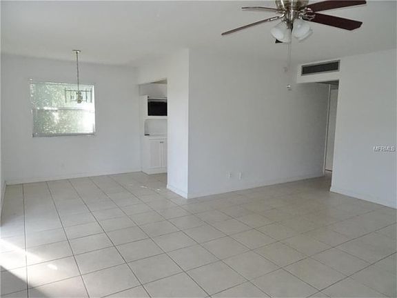 2nd image of 201 Bedford St APT 96