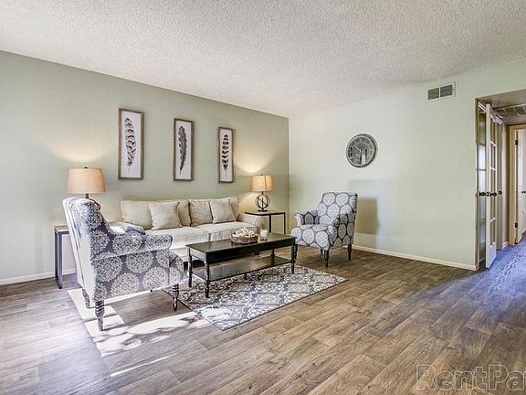 2nd image of 2684 Bryandouglas Dr #104