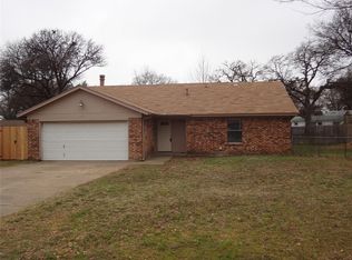 7512 Lisa Ct, Fort Worth, TX 76112