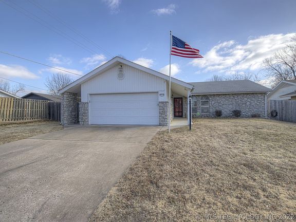2nd image of 2603 S 109th East Ave