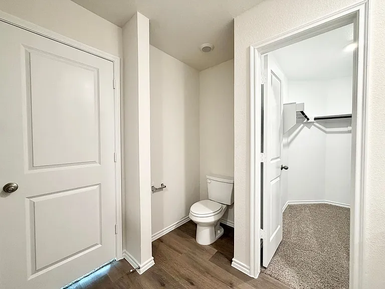 1116 Riverbrook Ln — Photo 31