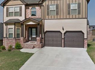 3796 Valley Bluff Ln, Snellville, GA