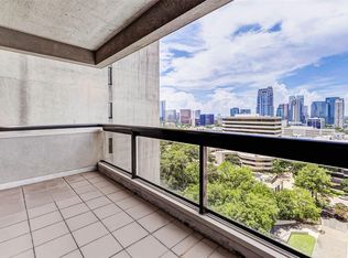 49 Briar Hollow Ln UNIT 1801, Houston, TX 77027
