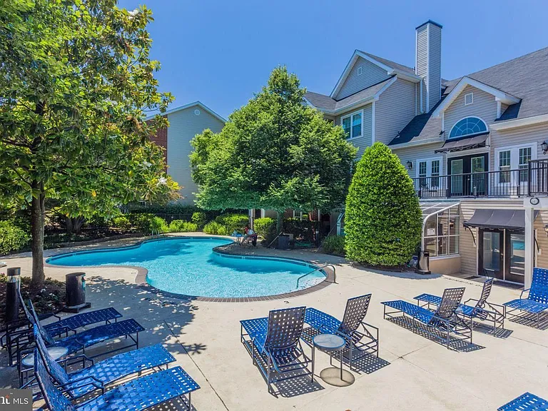 2227-3315 Wyndham Cir #2227 — Photo 39