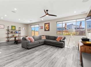 9220 Desert Pearl Ave, Spring Valley, NV 89148