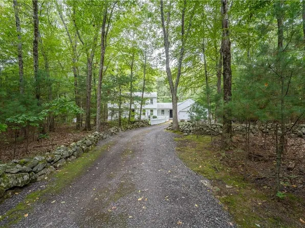 165 Stone Dam Rd, Glocester, RI 02857