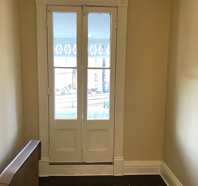 Balcany door