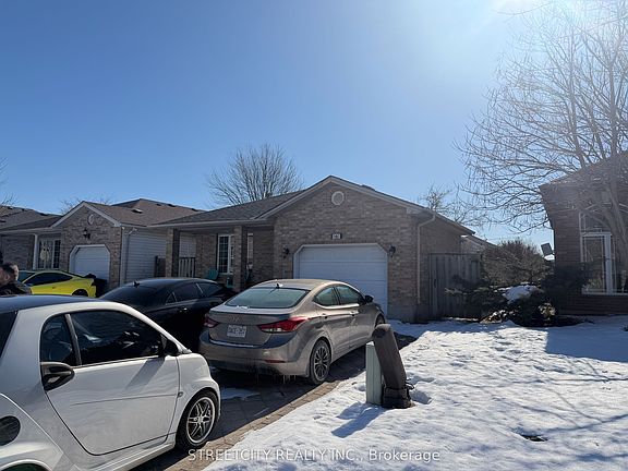 3rd image of 161 Thurman Cir