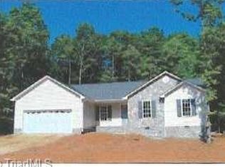 2184 Regency Dr, Asheboro, NC 27203