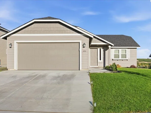 1454 9th St, Benton City, WA 99320