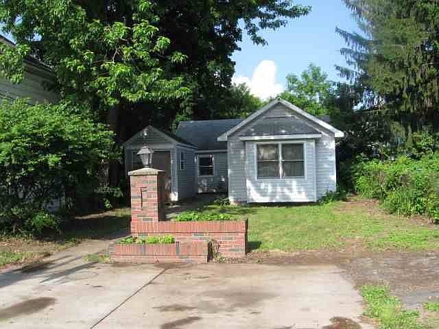 2nd image of 1160 Helderberg Ave
